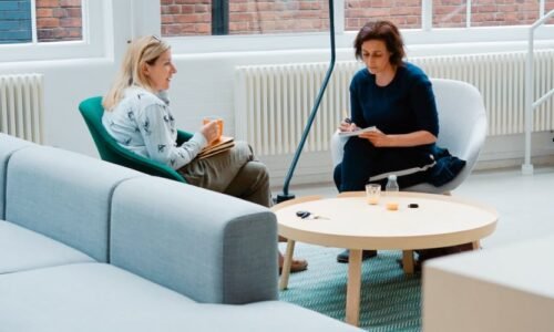 Rectangle 48 Get Life Coaching Clients with Workshops and Public Speaking